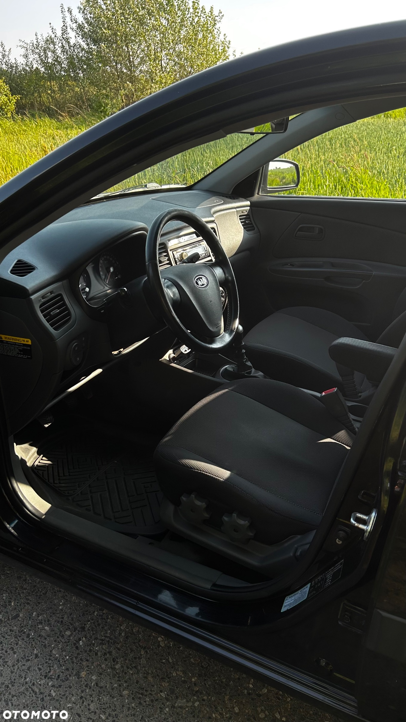 Kia Rio 1.4 Comfort - 10