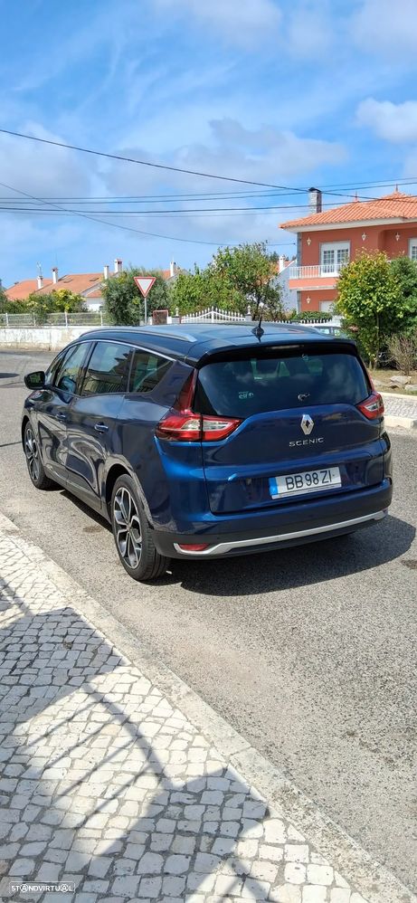 Renault Grand Scénic - 8