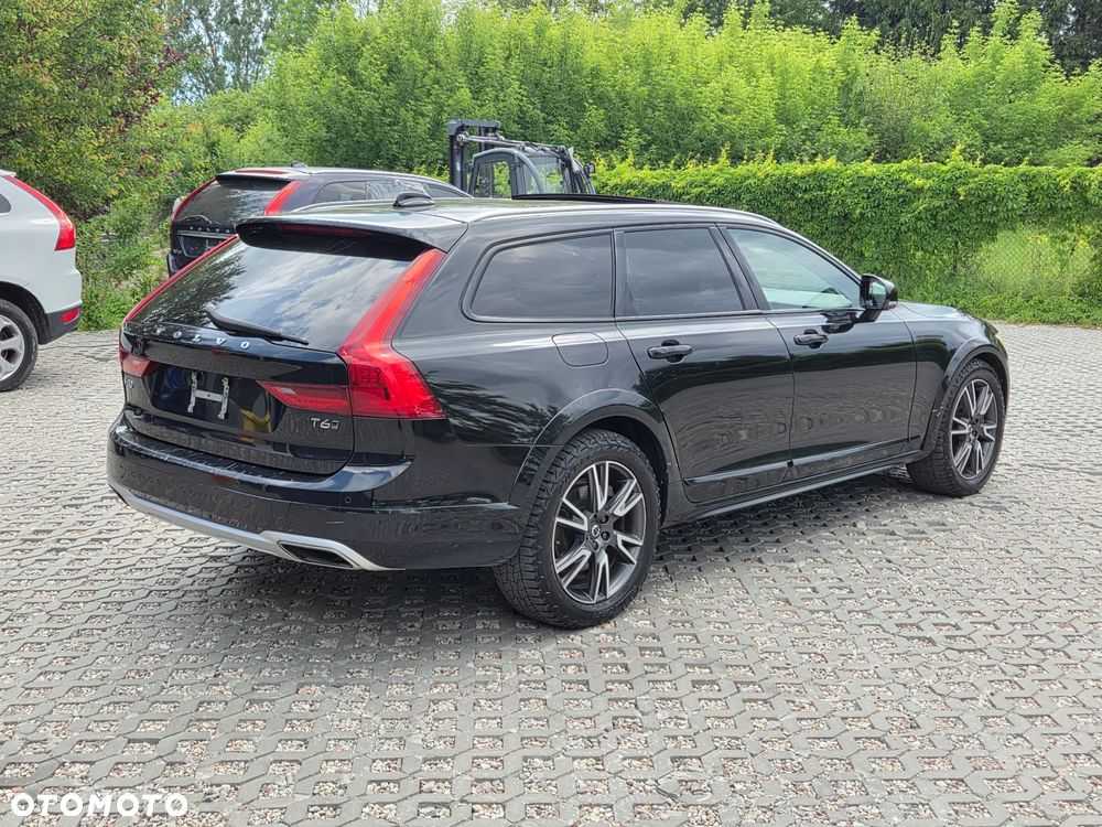 Volvo V90 Cross Country T6 AWD Pro - 3