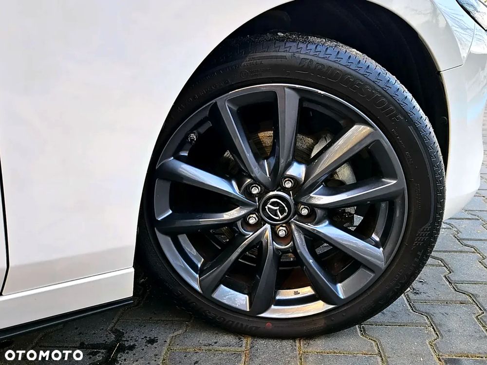 Mazda 3 e-SKYACTIV-G 122 M HYBRID HOMURA - 12