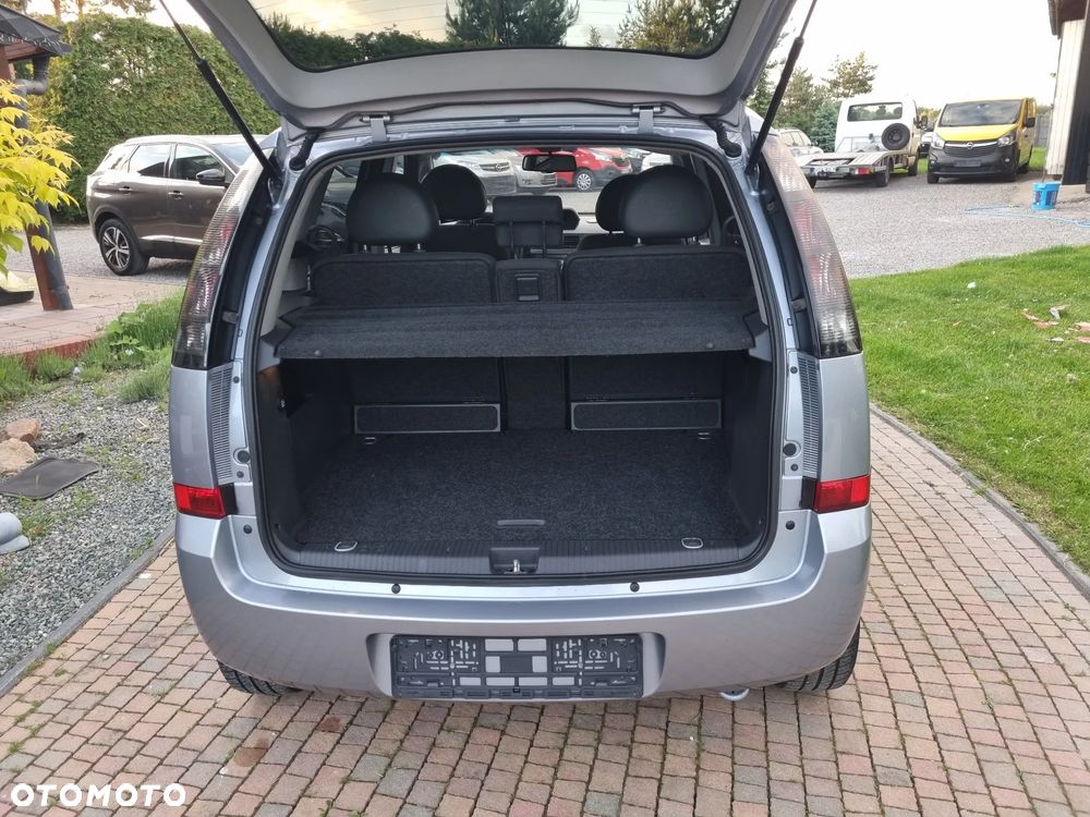 Opel Meriva 1.6 Cosmo - 11