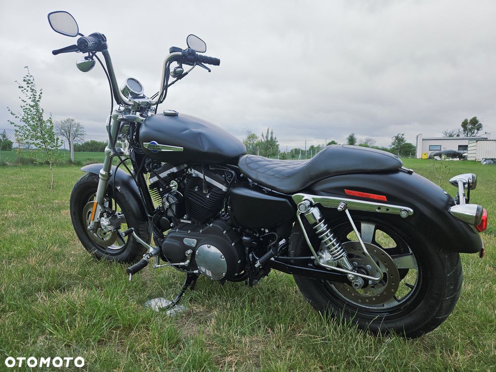 Harley-Davidson Sportster Custom 1200C - 8