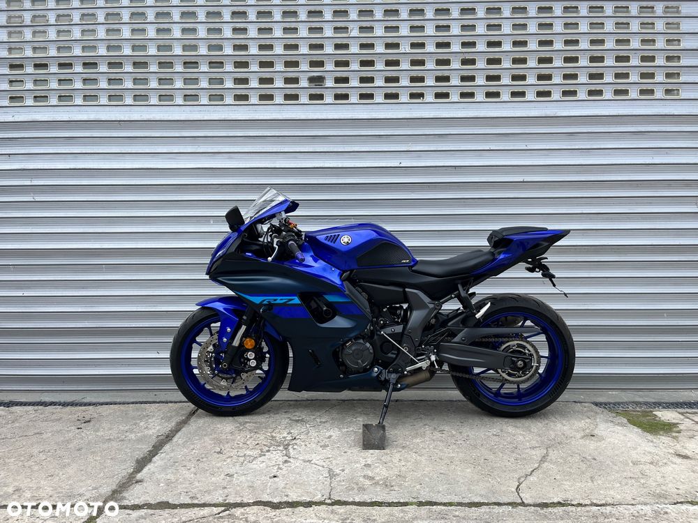 Yamaha YZF - 2