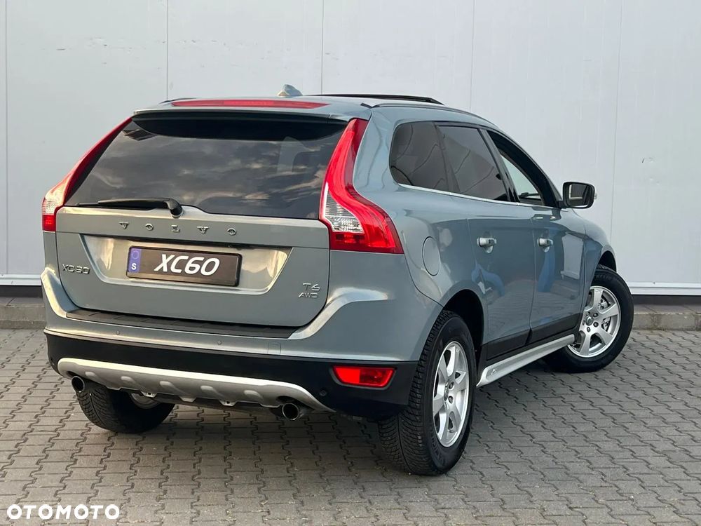 Volvo XC 60 T6 AWD Summum - 4
