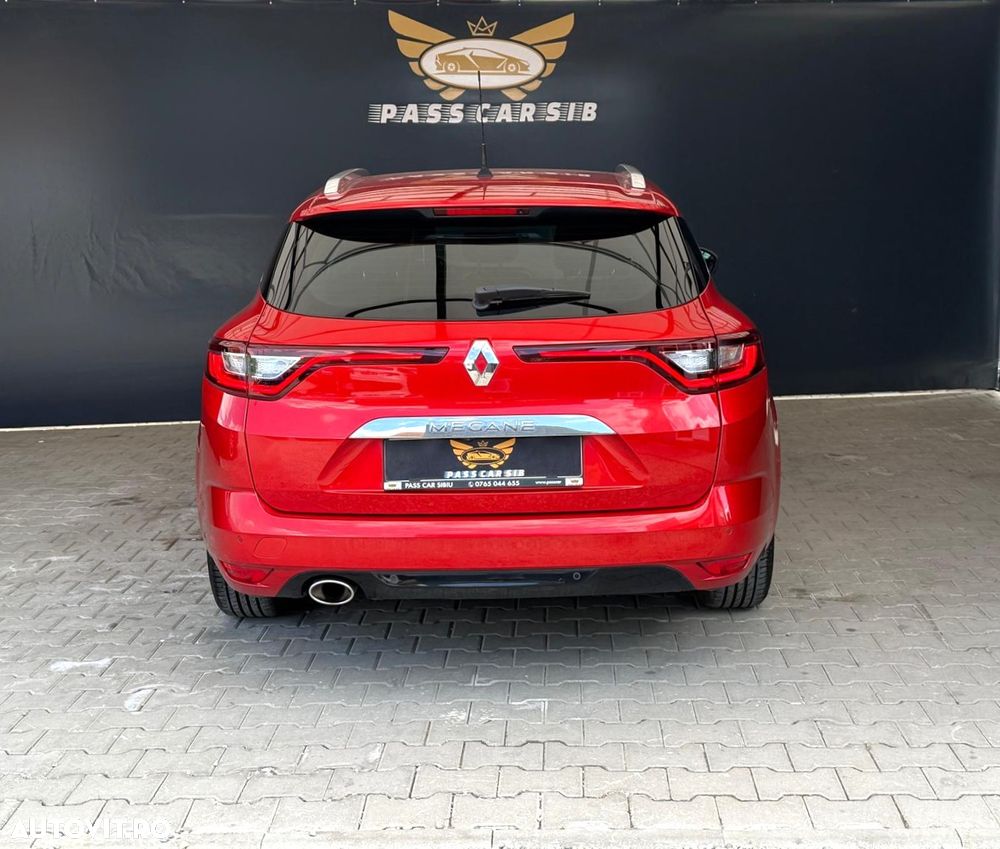 Renault Megane ENERGY dCi 110 EDC BOSE EDITION - 4