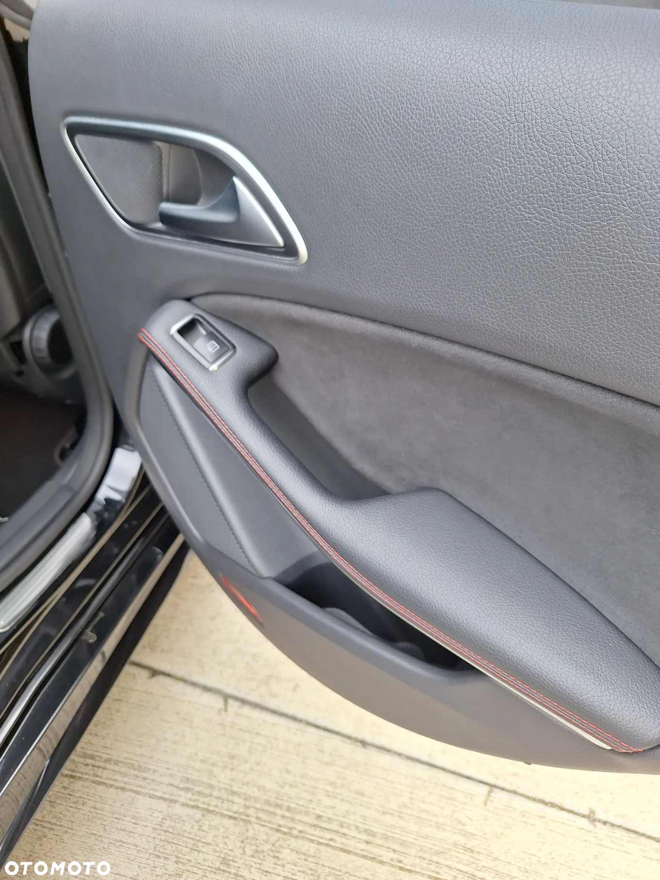 Mercedes-Benz CLA 180 BlueEffICIENCY Edition - 13
