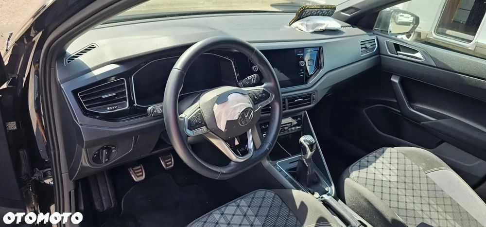 Volkswagen Polo 1.0 TSI R-Line - 12