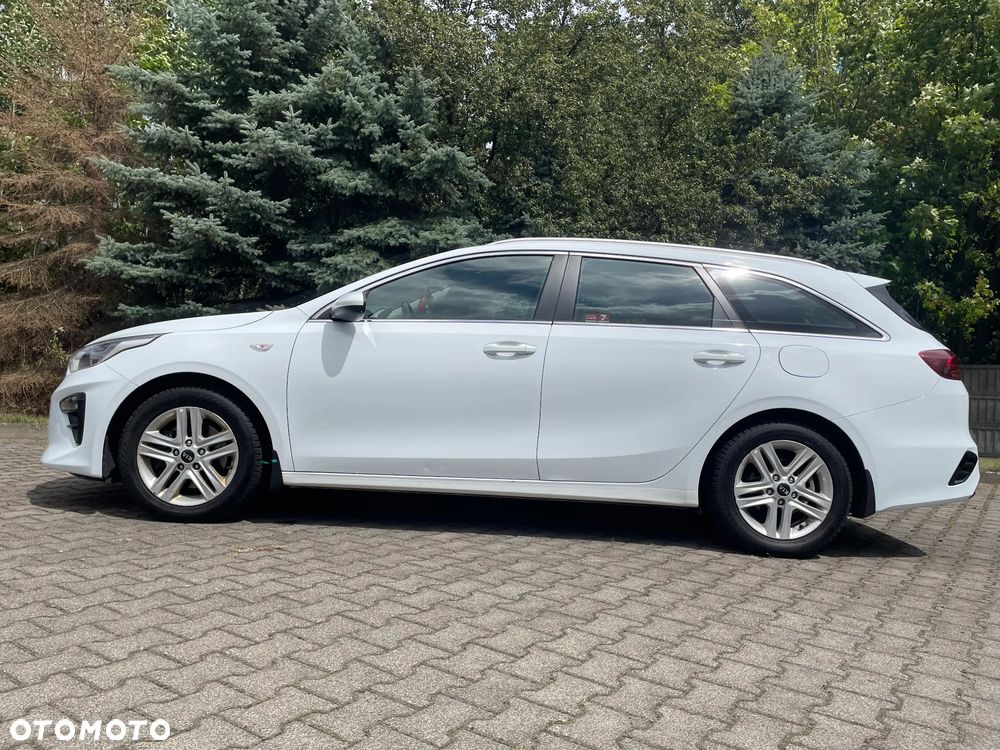 Kia Ceed 1.5 T-GDI M - 8