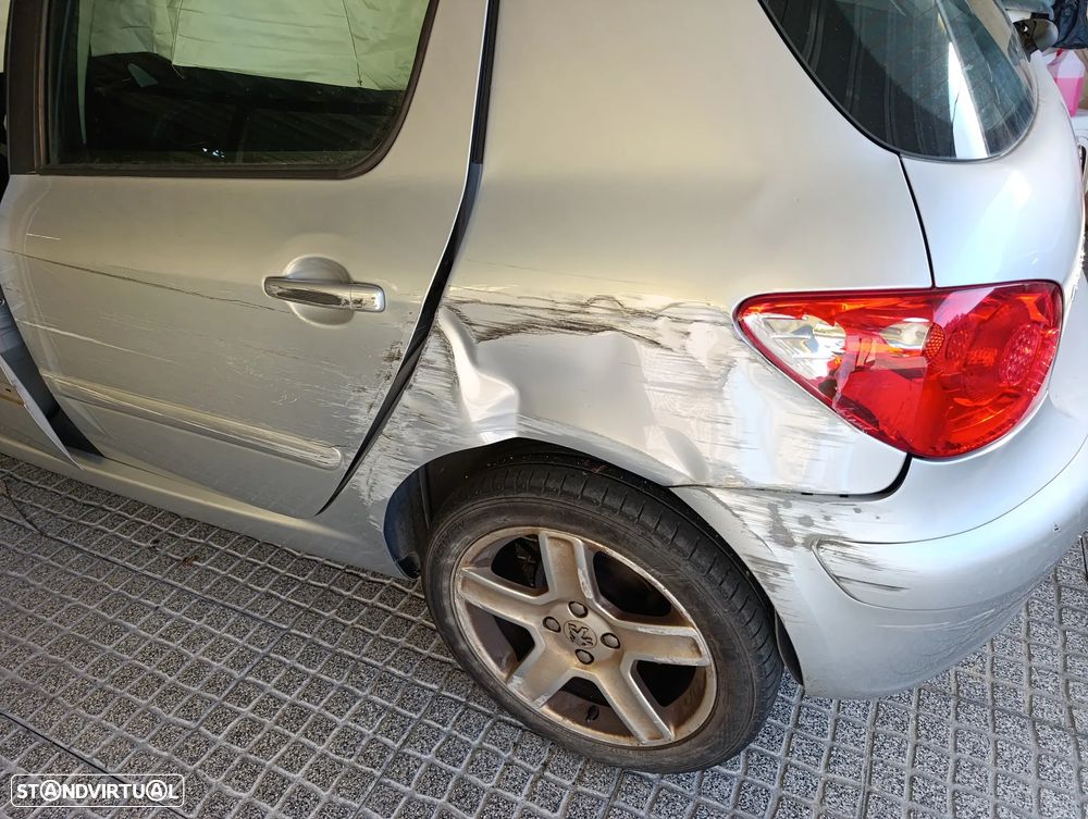 Peugeot 307 1.6 HDi Premium - 19