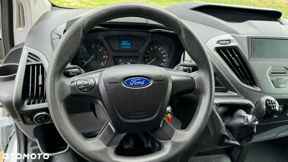 Ford Transit Custom - 11