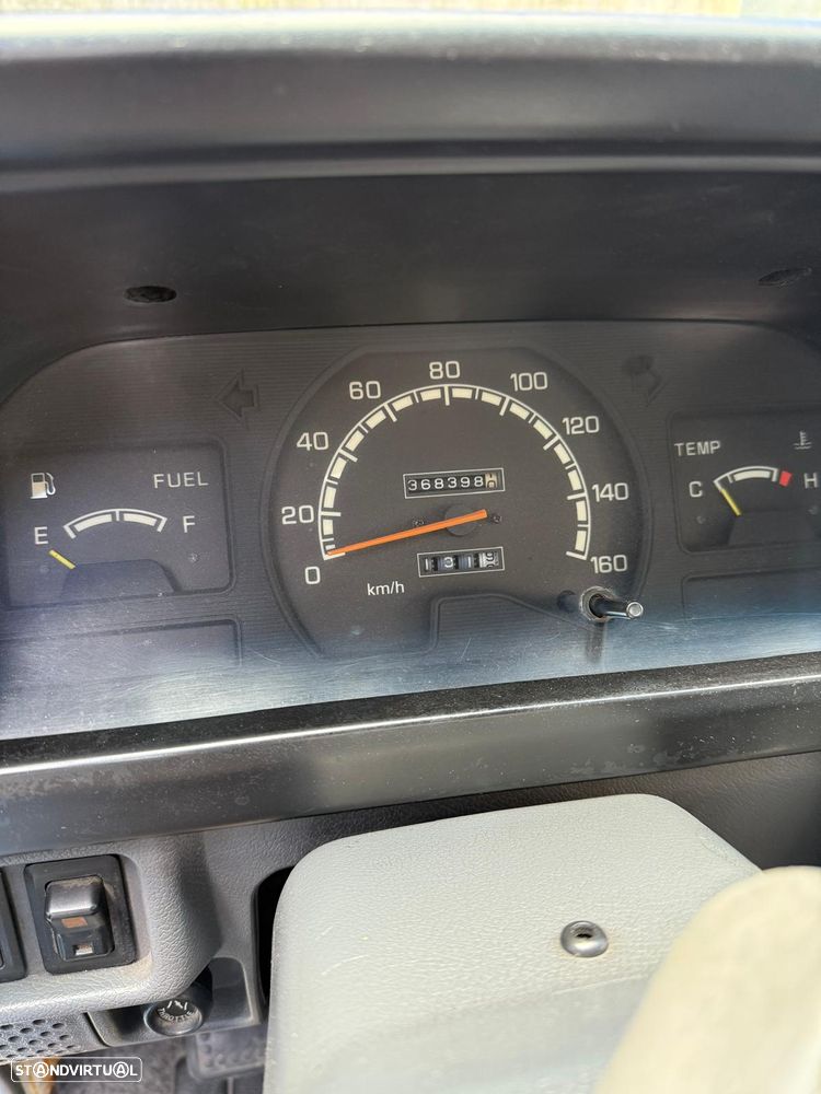 Mitsubishi L300 2.5 D P05 - 6