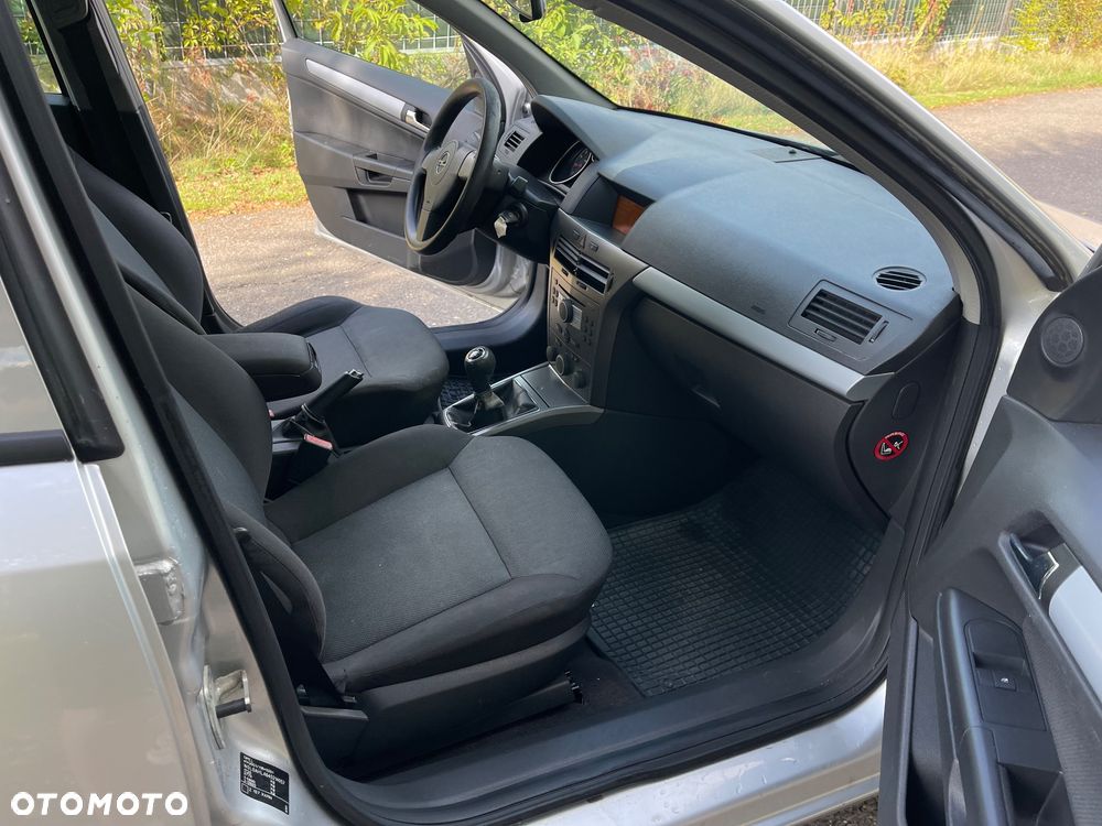 Opel Astra III 1.4 Enjoy - 10