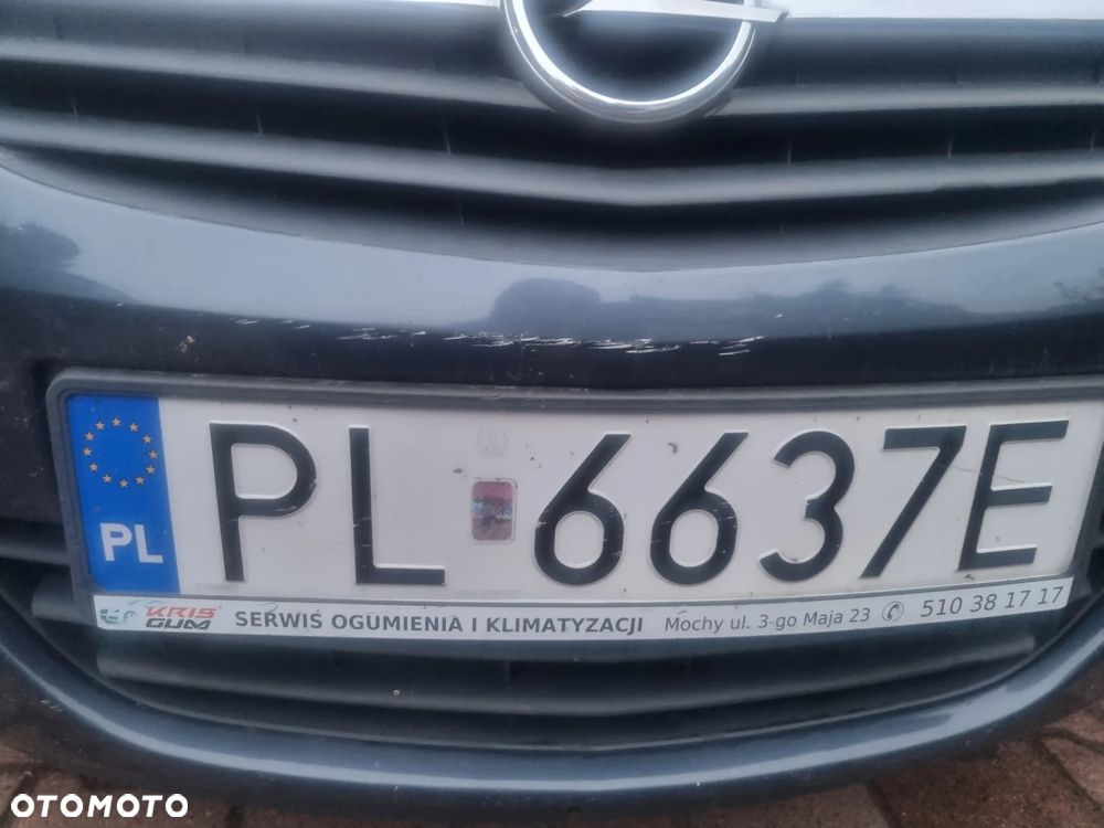Opel Corsa 1.4 16V Sport - 12