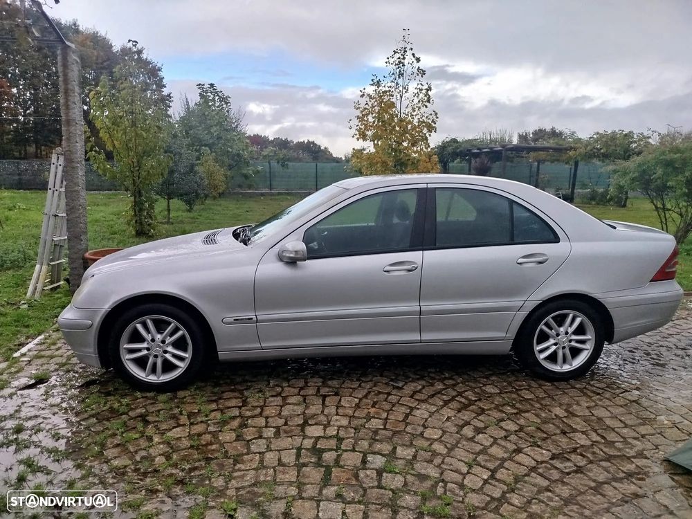 Mercedes-Benz C 220 - 4