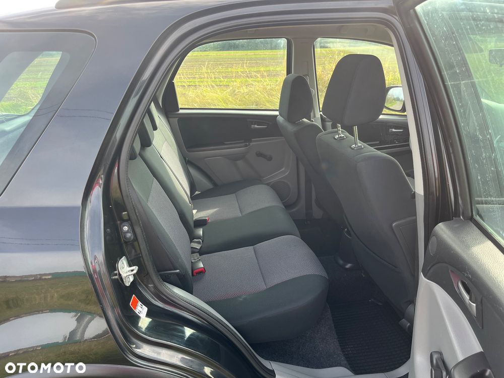 Suzuki SX4 - 19