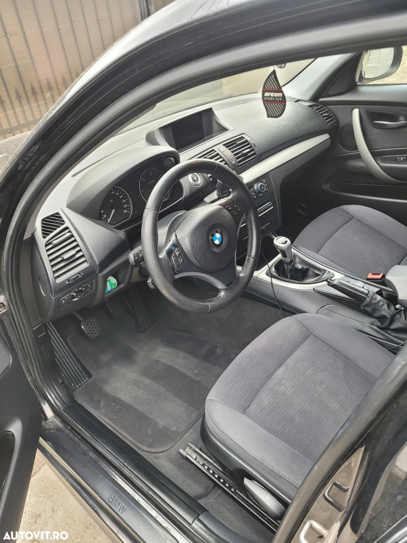 BMW Seria 1 118d - 5
