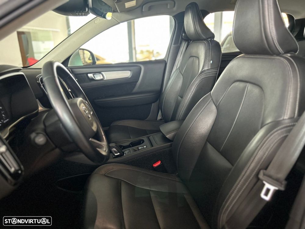 Volvo XC 40 2.0 D3 Momentum Plus Geartronic - 11