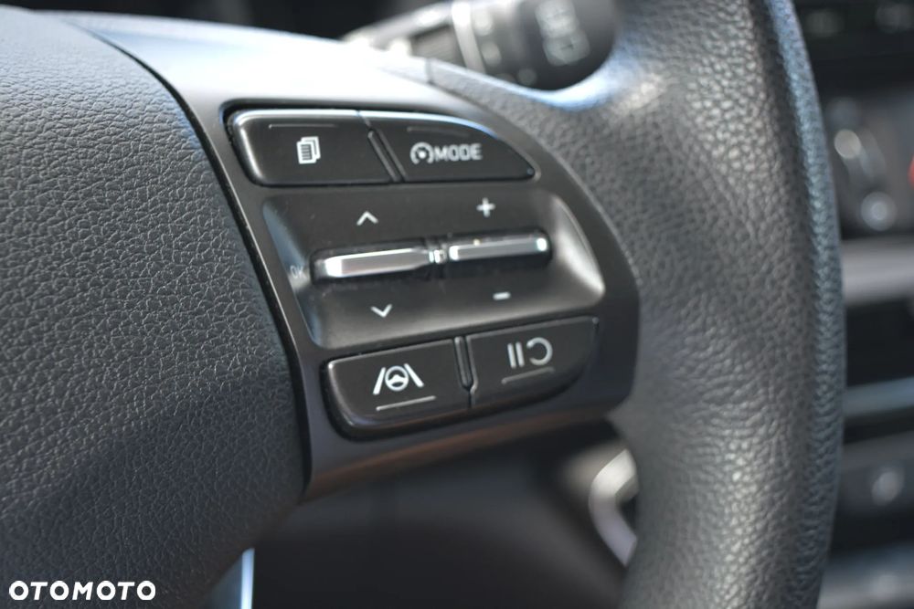 Hyundai i30 1.5 DPI Classic + - 17