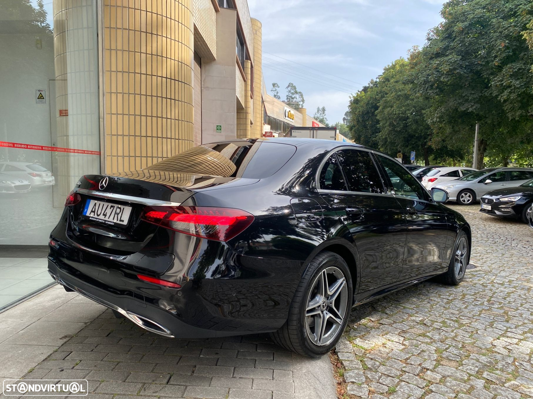 Mercedes-Benz E 300 de AMG Line - 3