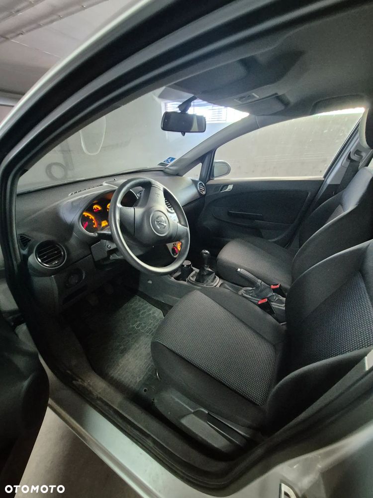 Opel Corsa - 6