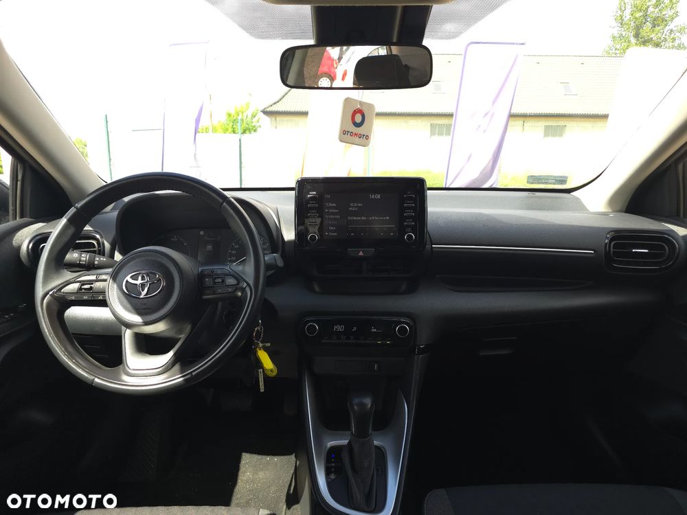 Toyota Yaris - 32