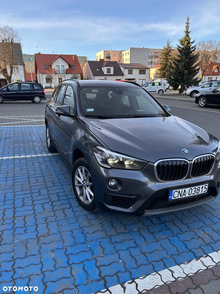 BMW X1 xDrive18d - 4