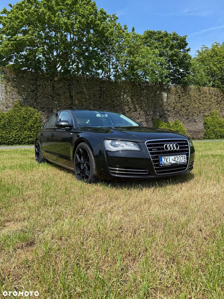 Audi A8 - 8
