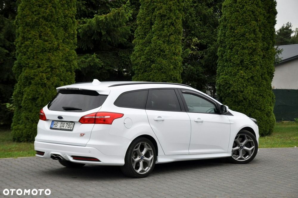 Ford Focus 2.0 TDCi ST - 6