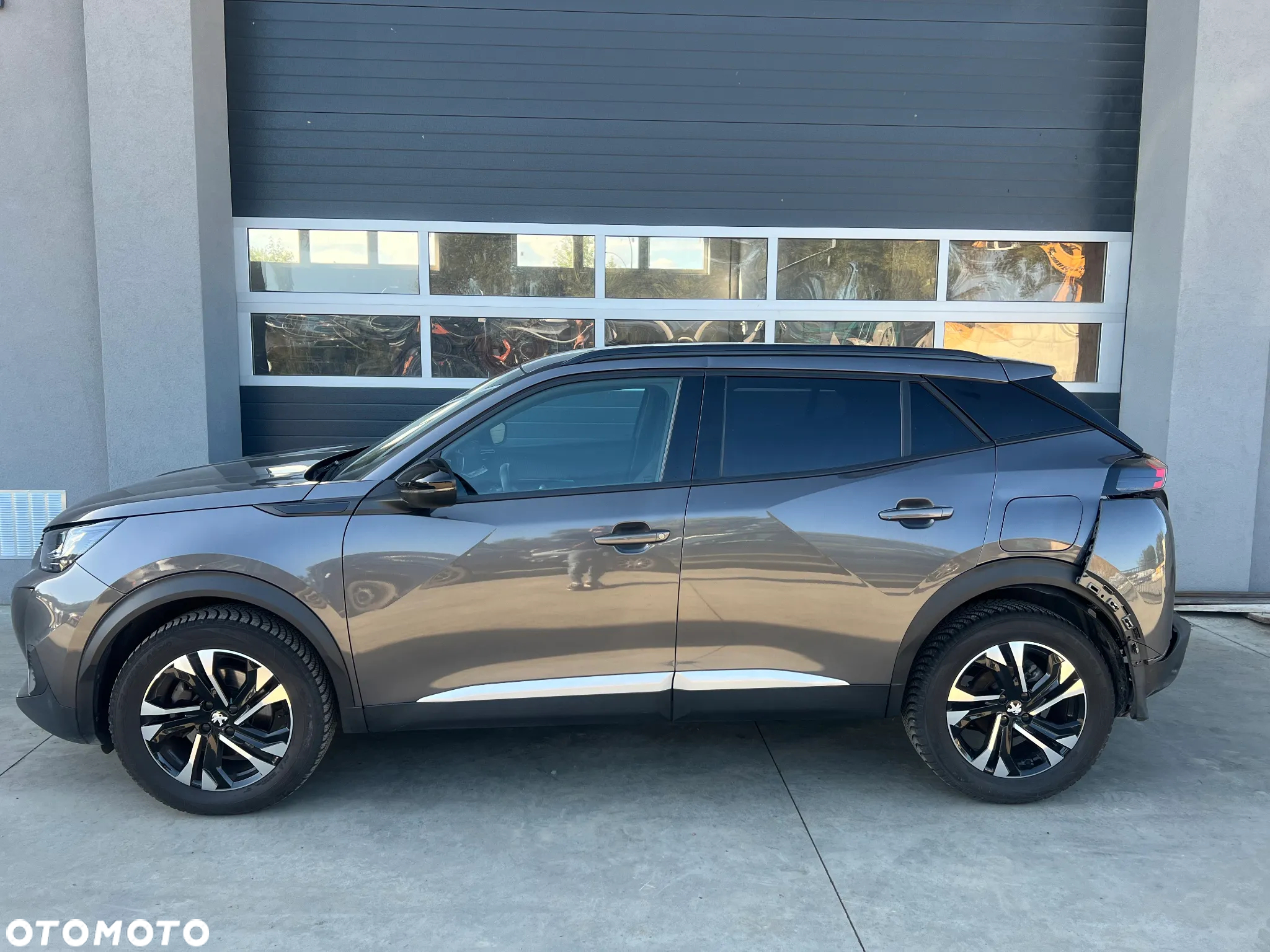 Peugeot 2008 - 6