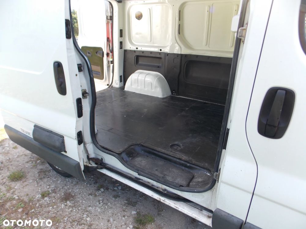 Renault Trafic 2 - 4