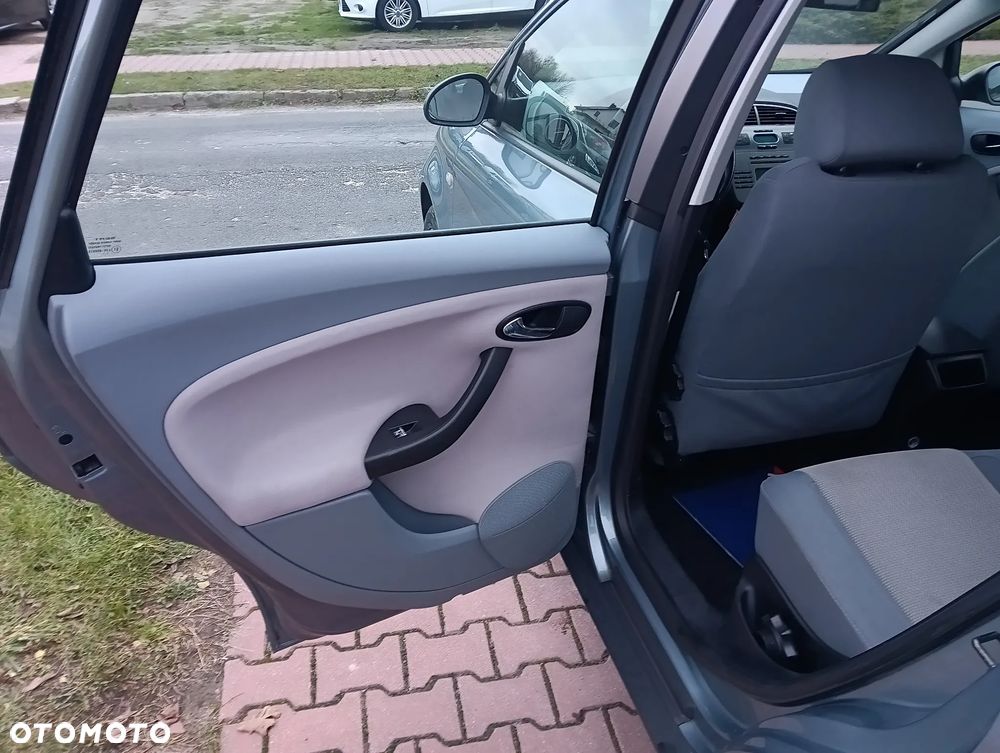 Seat Altea 1.6 Sport Limited - 17