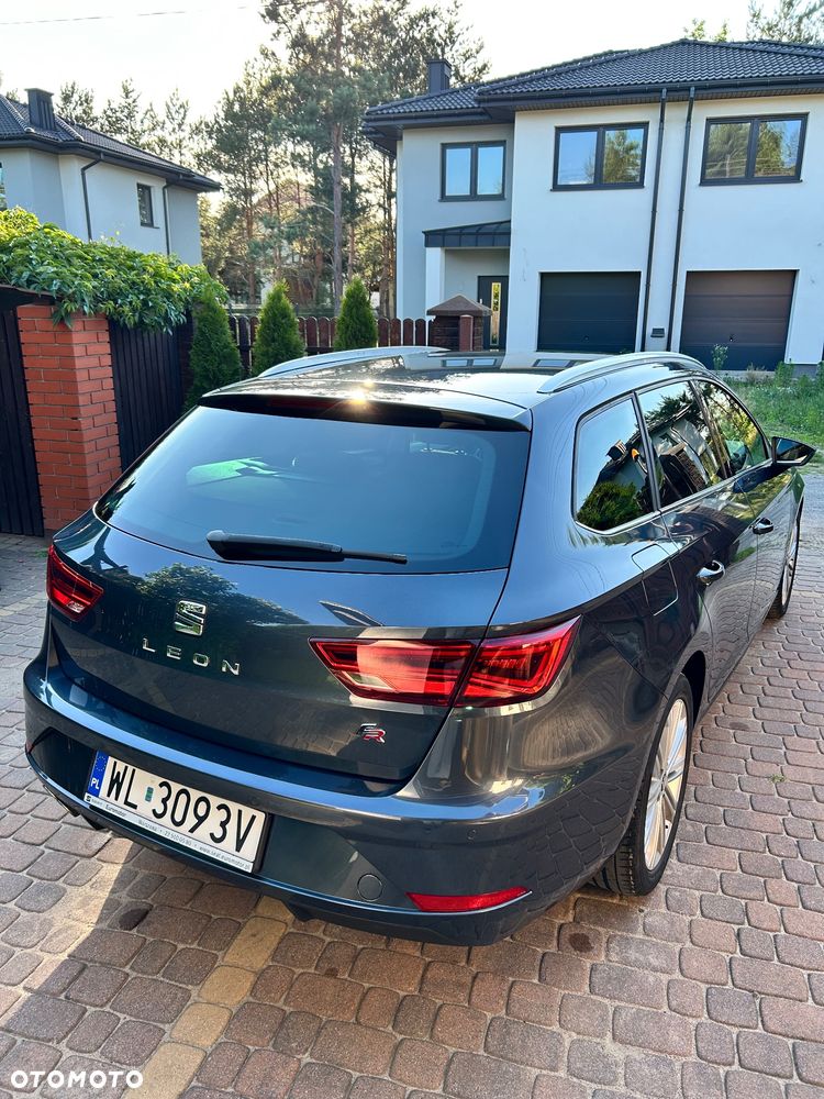 Seat Leon 1.5 eTSI Xcellence DSG - 4
