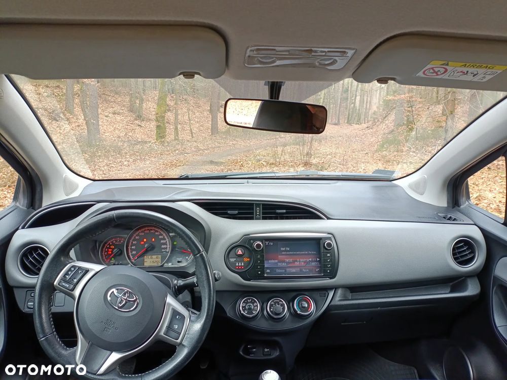 Toyota Yaris 1.33 Premium - 10