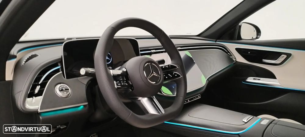 Mercedes-Benz E 300 Standard - 18