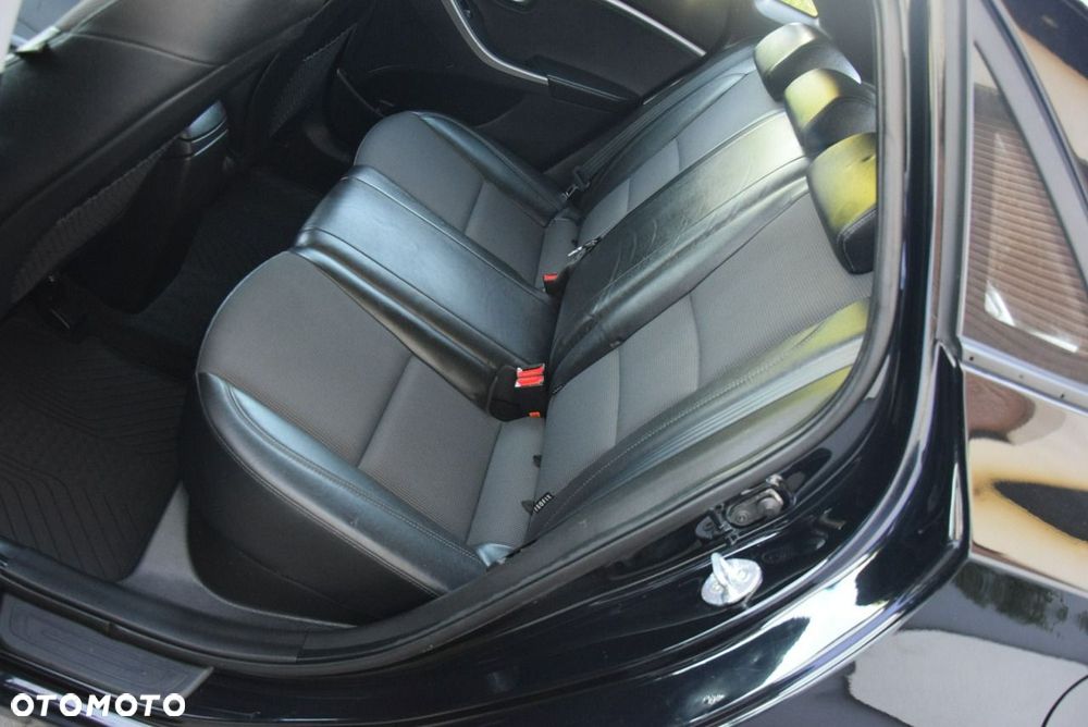 Hyundai i30 1.6 CRDi Premium - 25