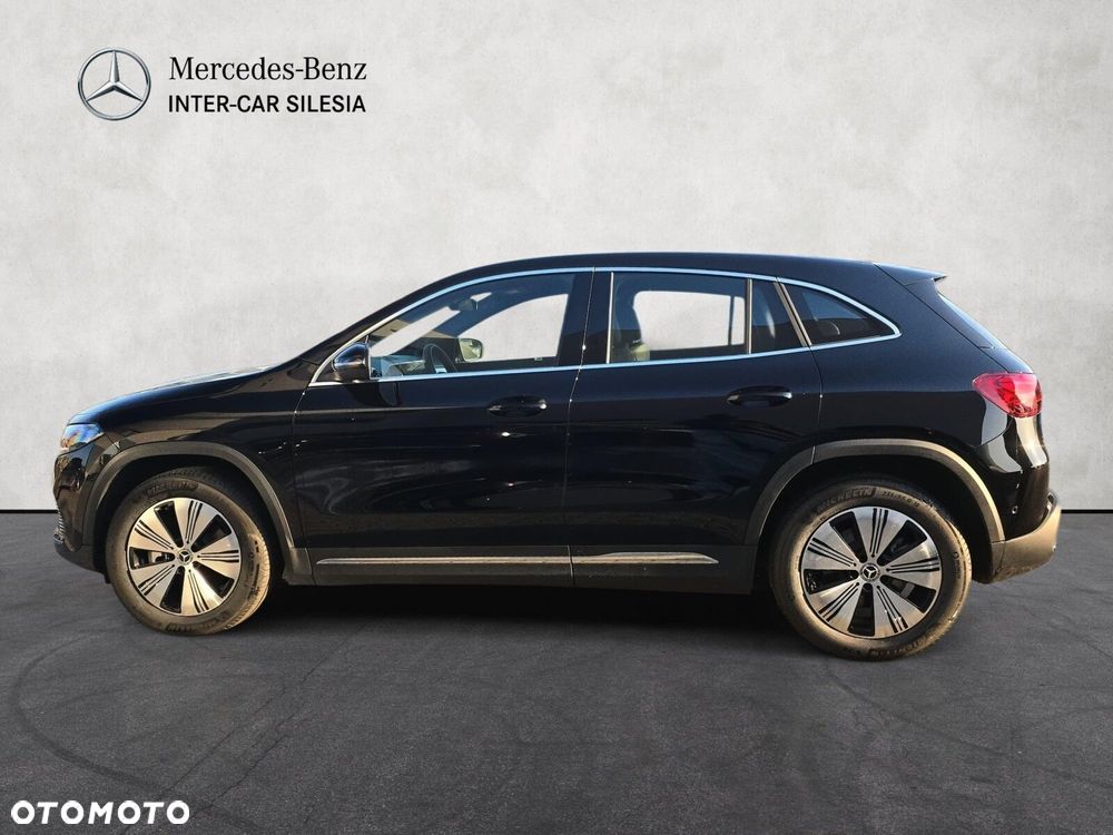 Mercedes-Benz EQA - 8