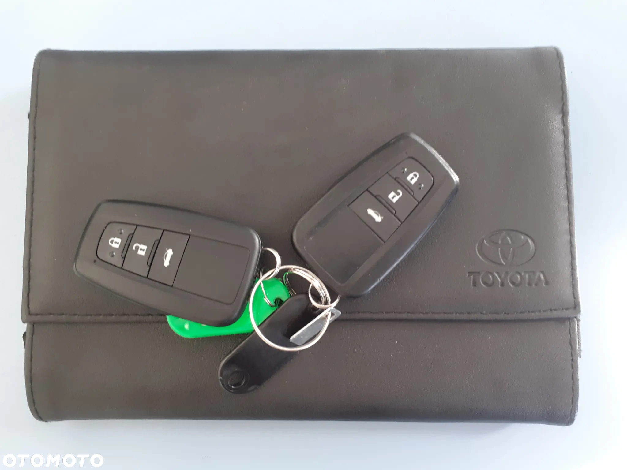 Toyota Corolla 1.8 Hybrid Comfort - 29
