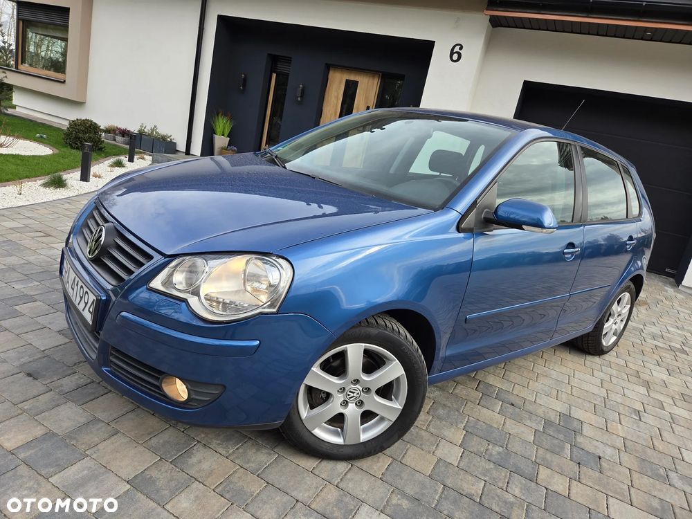 Volkswagen Polo - 2