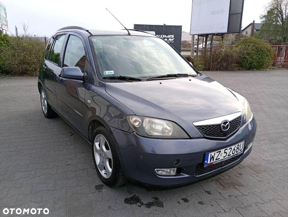 Mazda 2 - 5