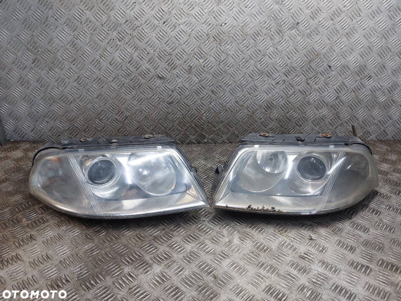 LAMPA LEWY PRZÓD + PRAWY PRZÓD VOLKSWAGEN PASSAT B5 FL LIFT HELLA - 1