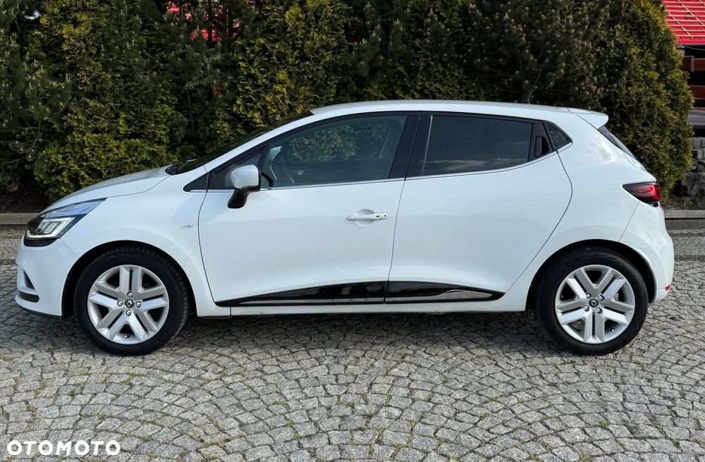 Renault Clio - 5
