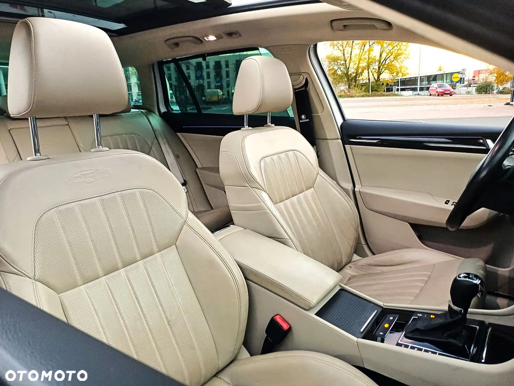 Skoda Superb Combi 2.0 TSI 4x4 DSG L&K - 15