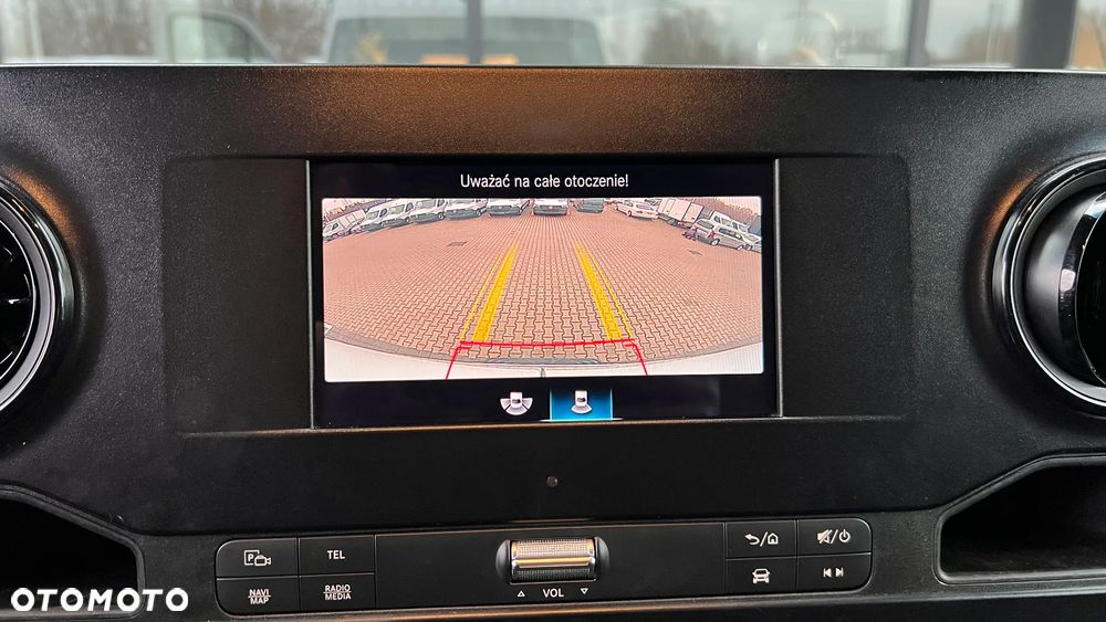 Mercedes-Benz Sprinter - 17