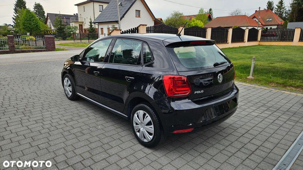 Volkswagen Polo 1.4 TDI (Blue Motion Technology) Comfortline - 4