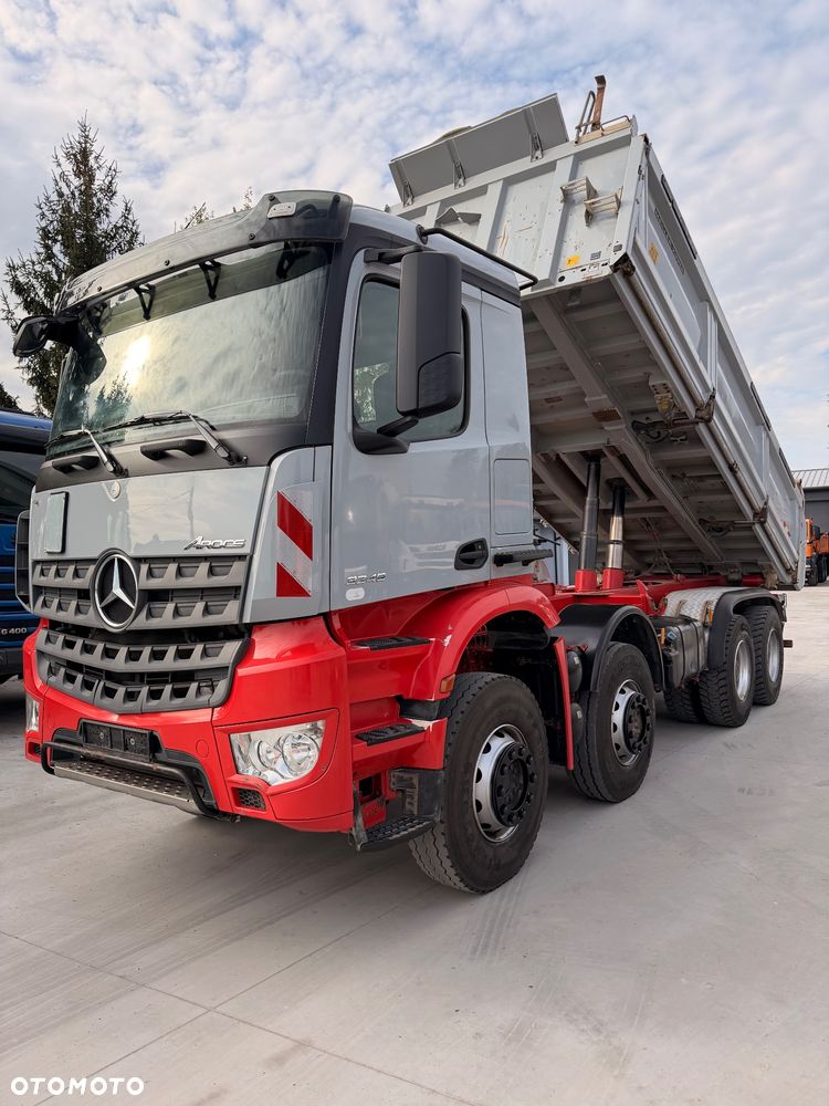 Mercedes-Benz Arocs