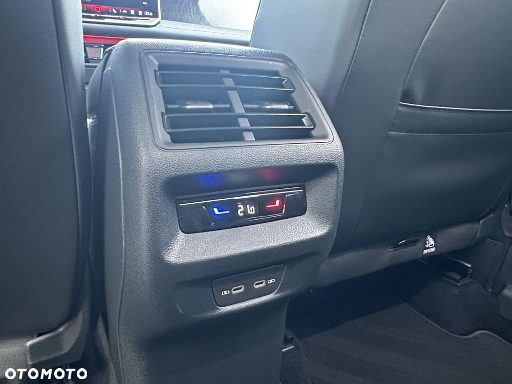 Volkswagen Tiguan - 34