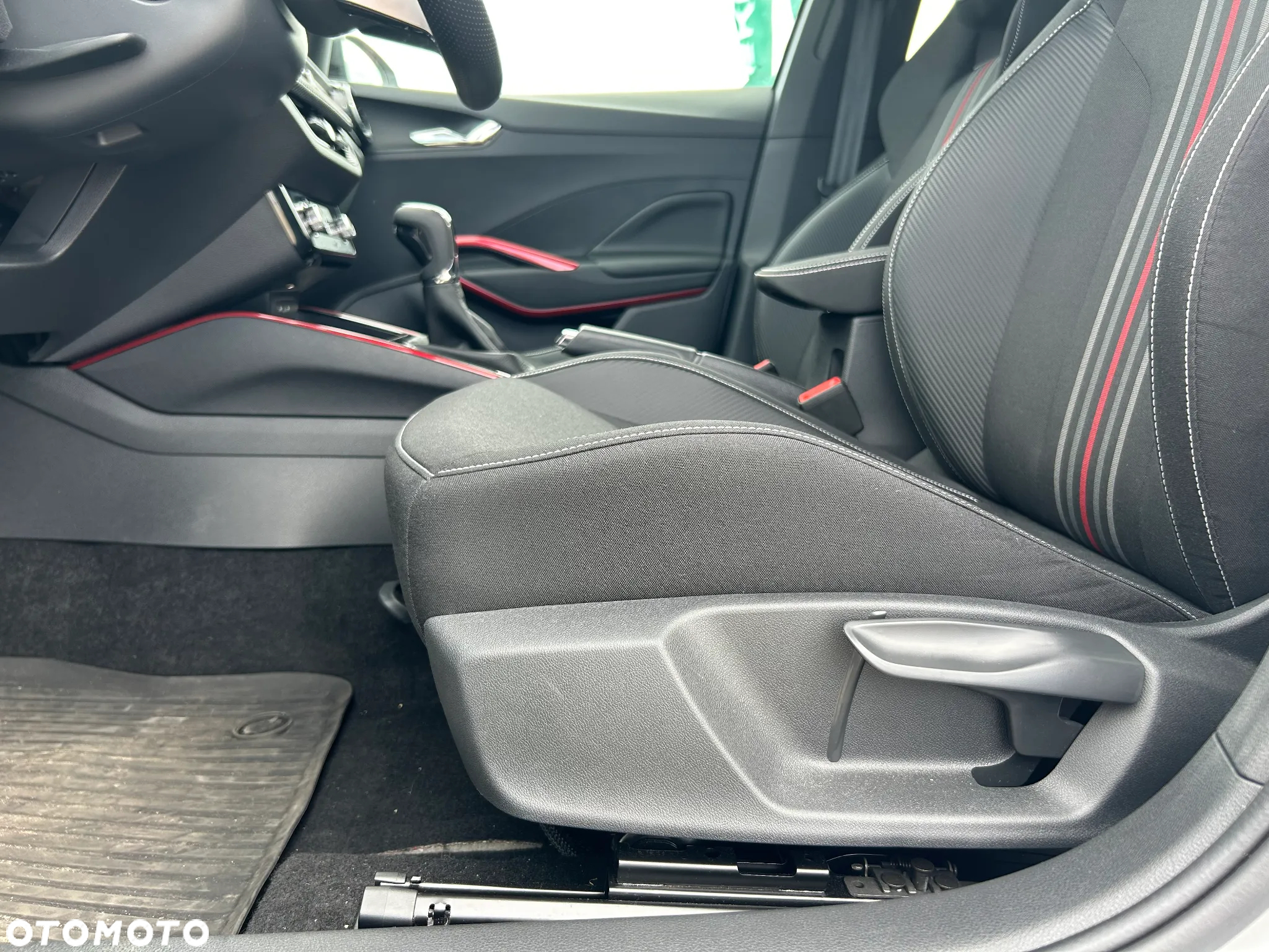 Skoda Fabia 1.5 TSI Monte Carlo DSG - 19