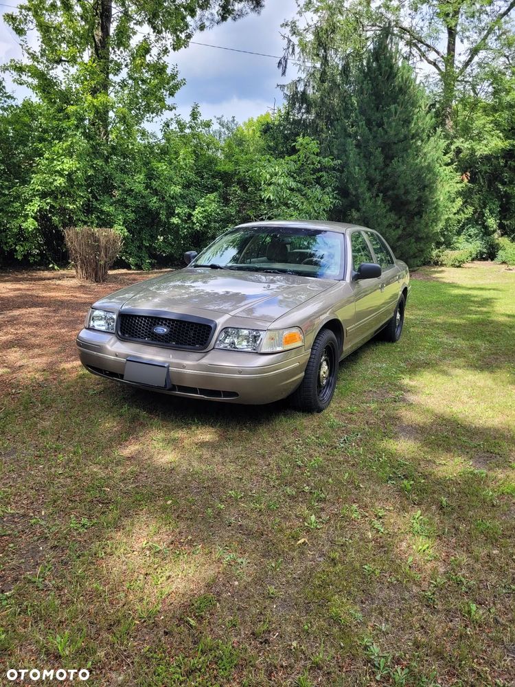 Ford Crown ver-4-6-ltd-lx - 4