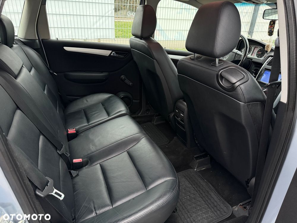 Mercedes-Benz Klasa B - 25