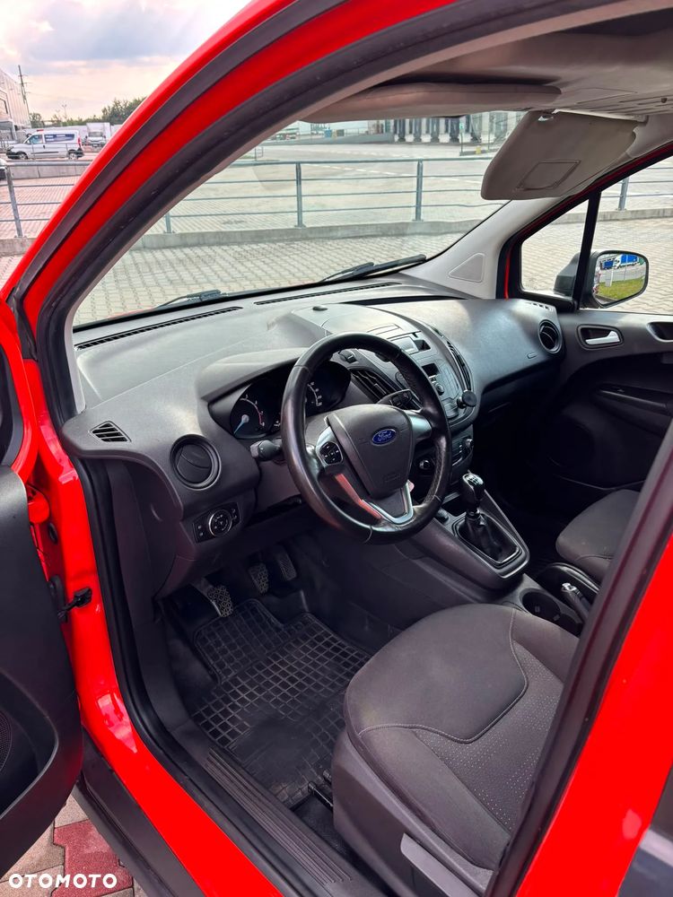 Ford Transit Courier Ambiente - 8